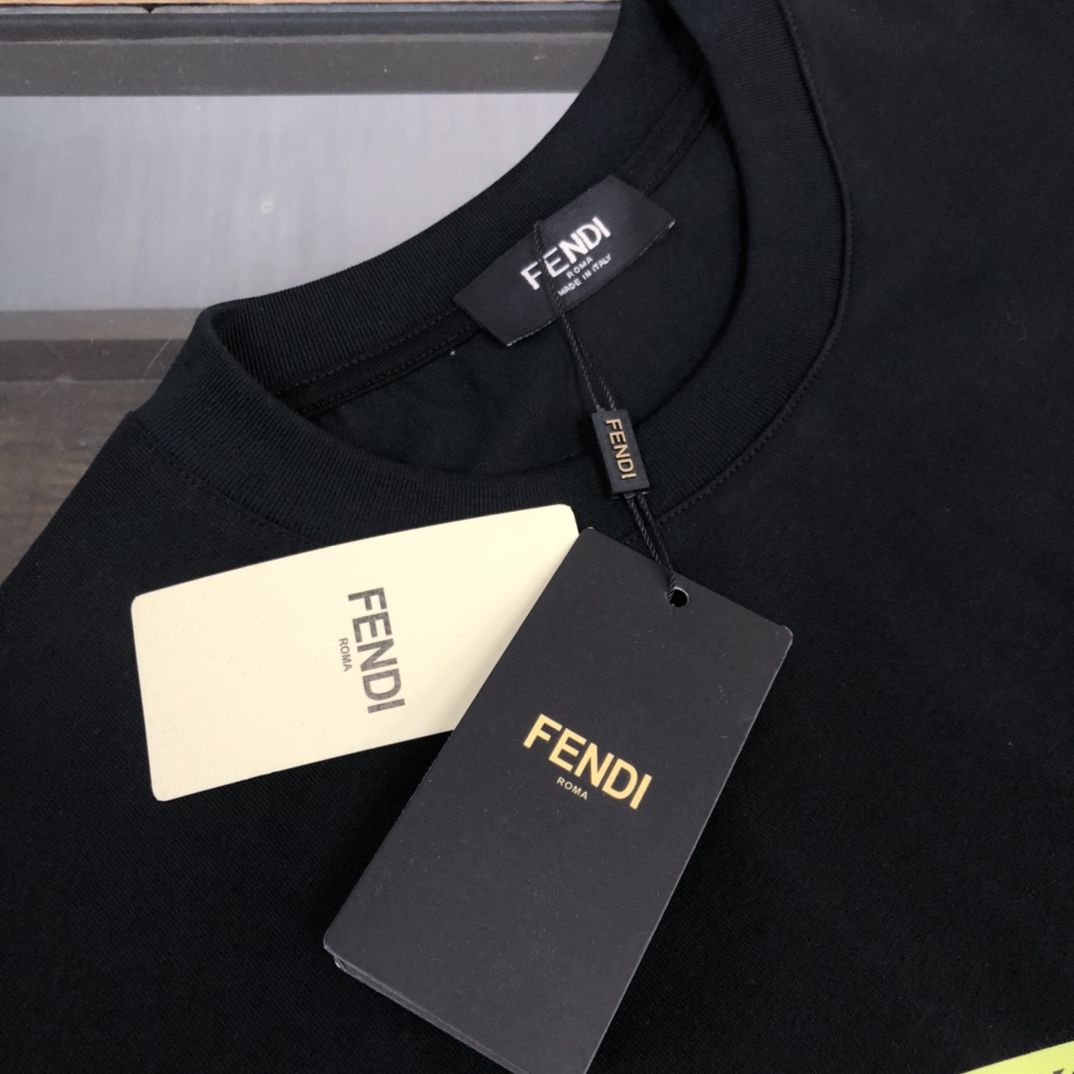 Replica Fendi FAF538 A8JT T-shirt Black