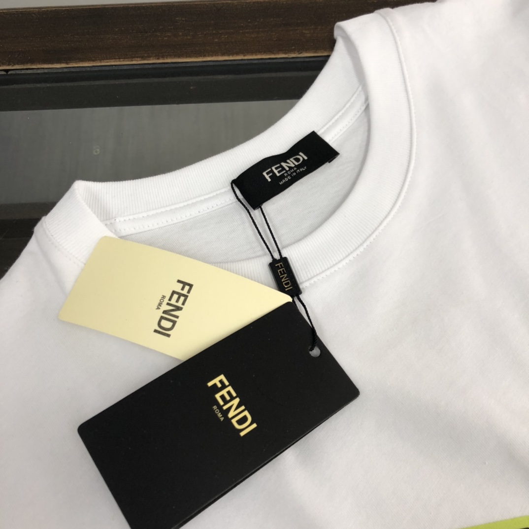 Replica Fendi Bag Bugs Eye Motif T-Shirt