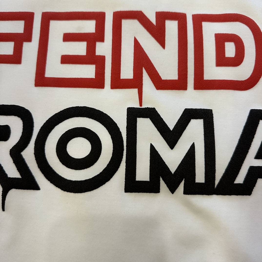 Replica Authentic New Fendi Roma Logo Printed Short Sleeve T-shirt