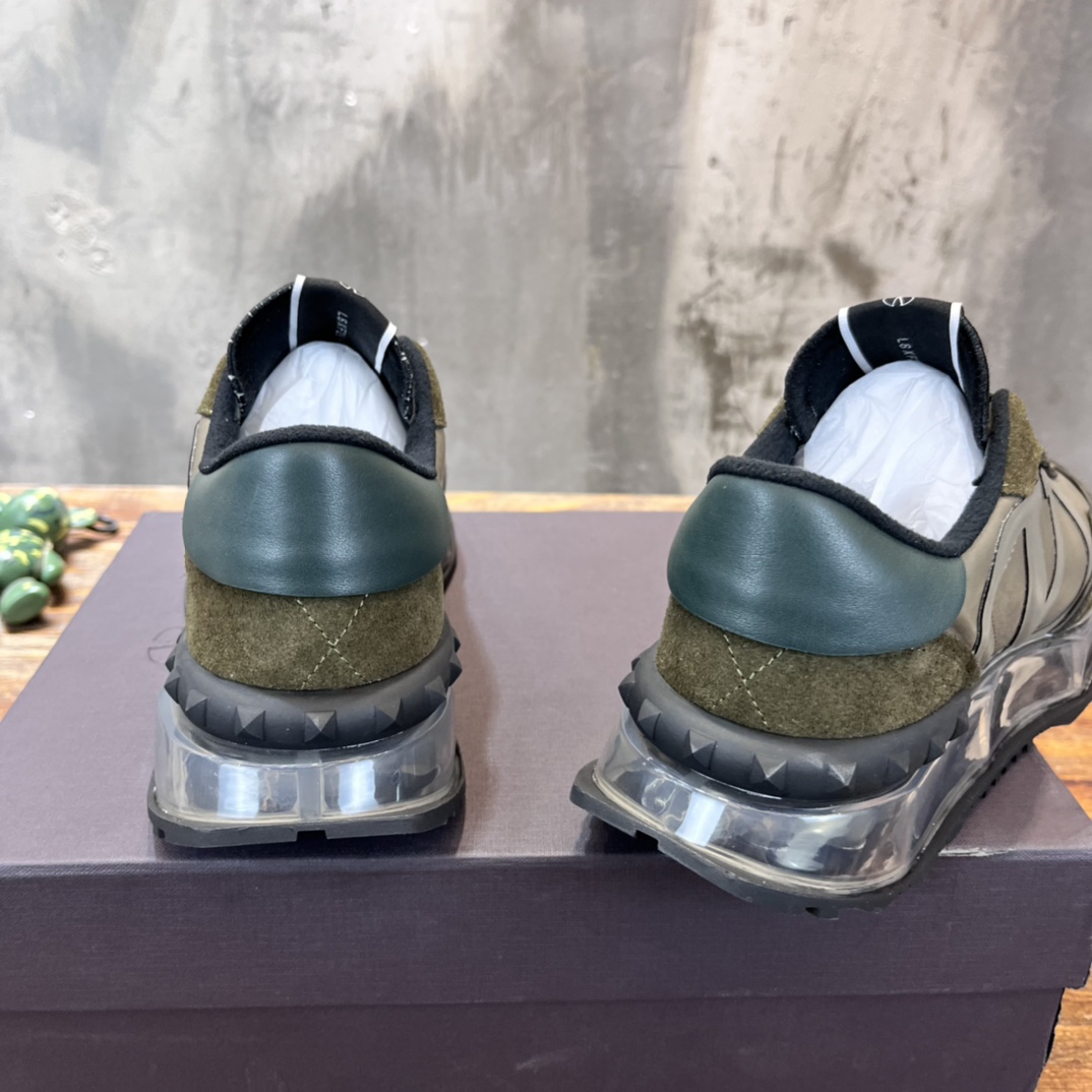 Replica Valentino  Sneakers for man