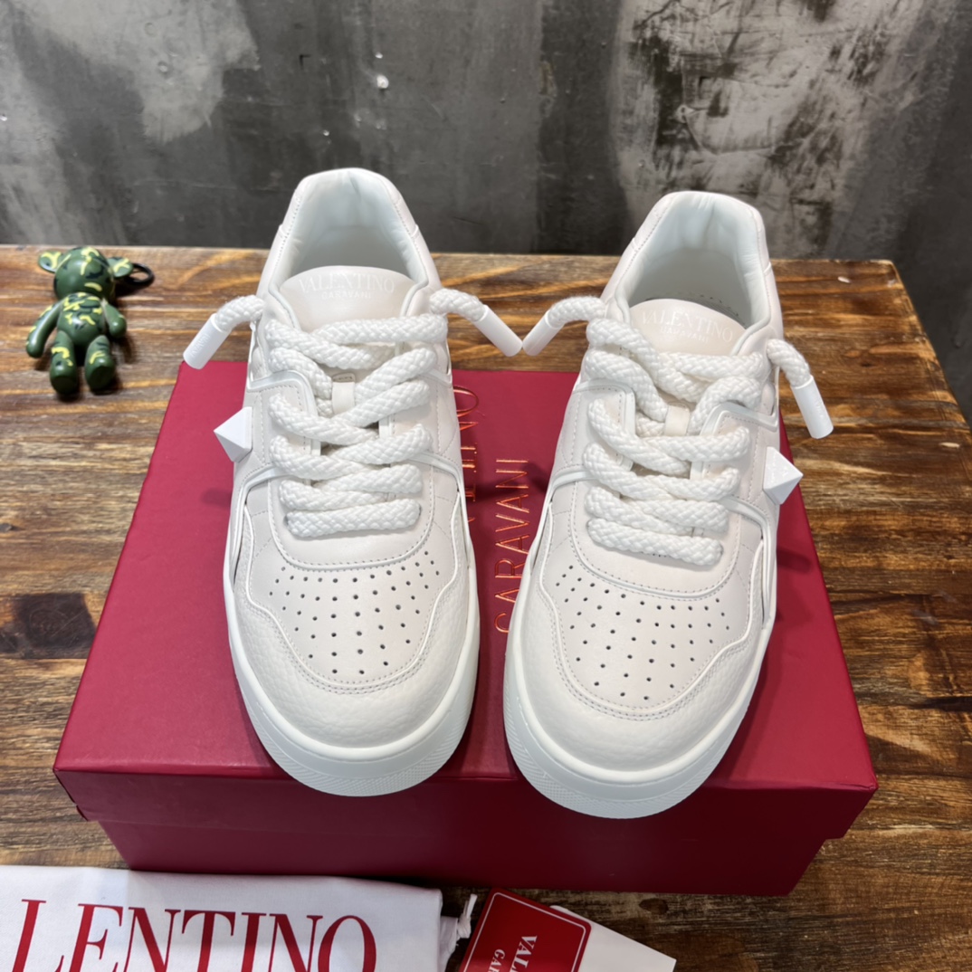 Replica Valentino Garavani - One Stud XL low-top sneakers