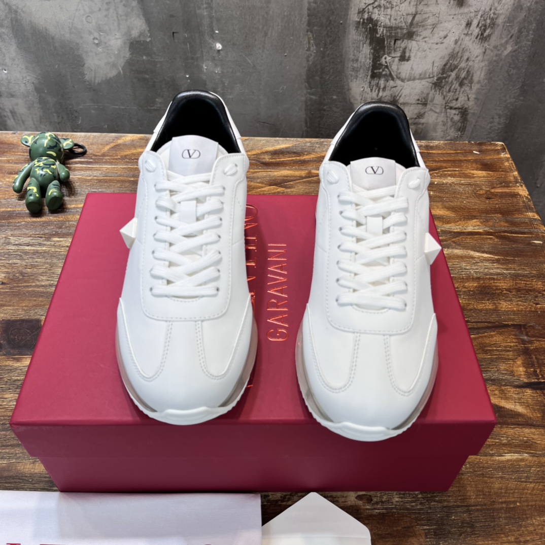 Replica Valentino  Sneakers for man