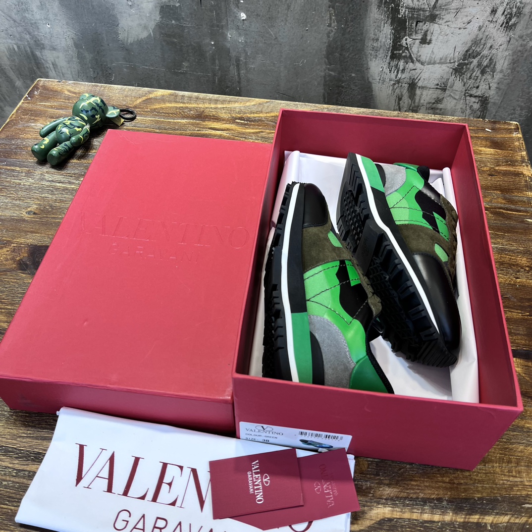 Replica Valentino Garavani - Authenticated Rockrunner Trainer