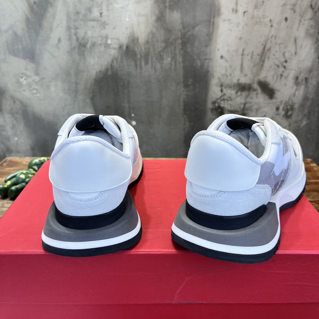 Replica Valentino  Sneakers for man