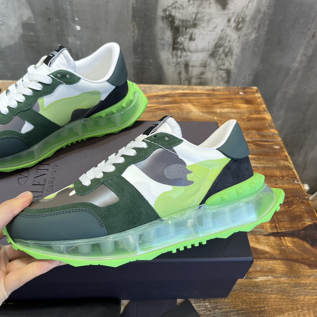 Replica Valentino  Sneakers for man