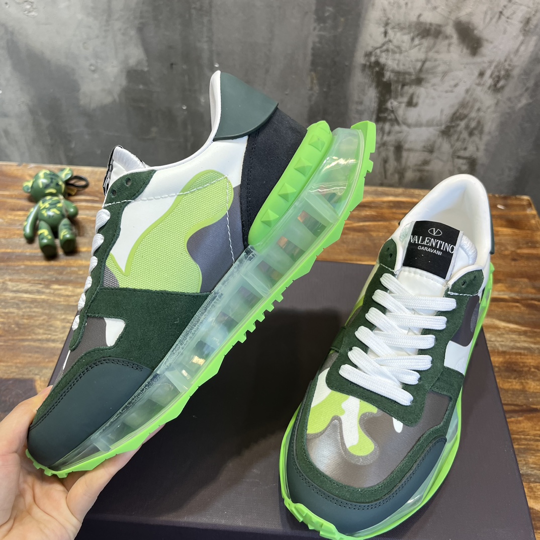 Replica Valentino  Sneakers for man