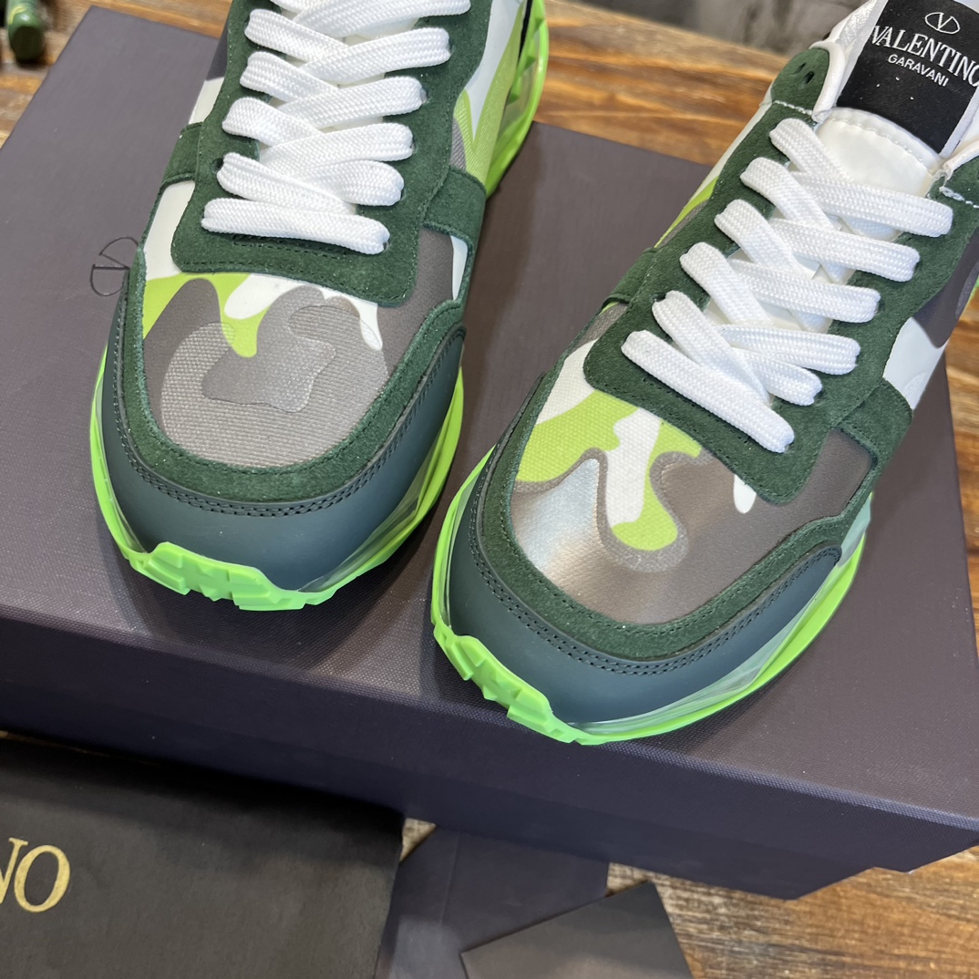 Replica Valentino  Sneakers for man