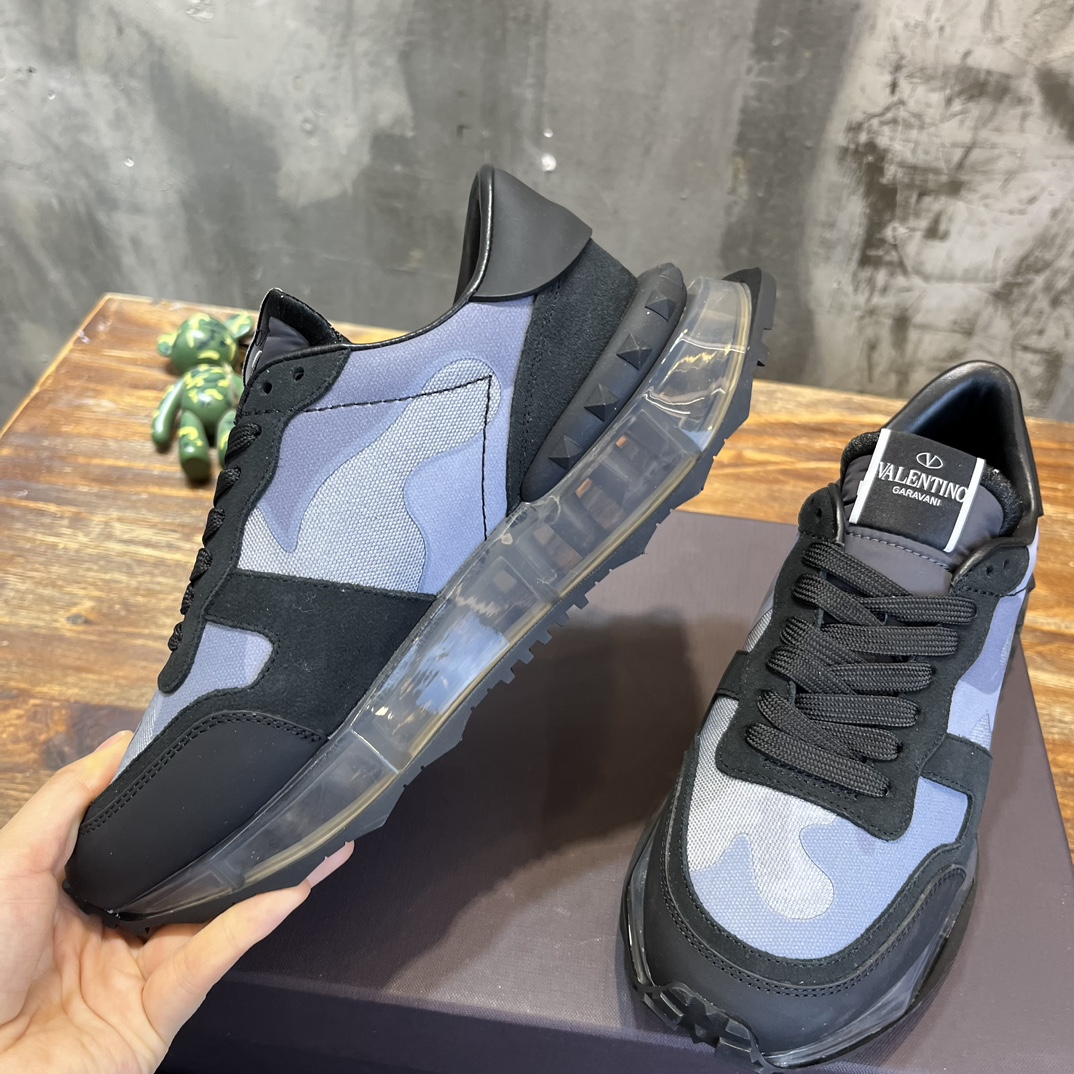 Replica Valentino  Sneakers for man