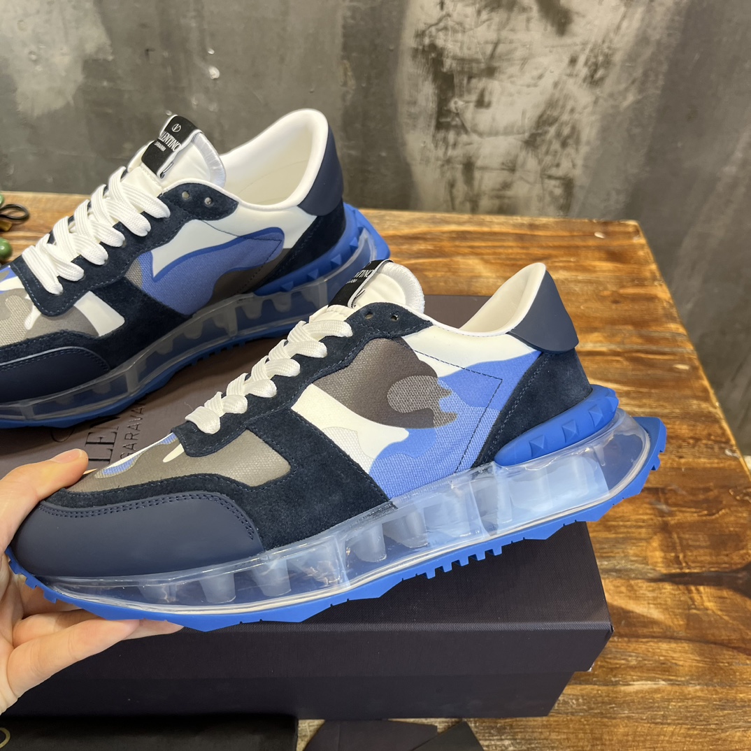 Replica Valentino  Sneakers for man