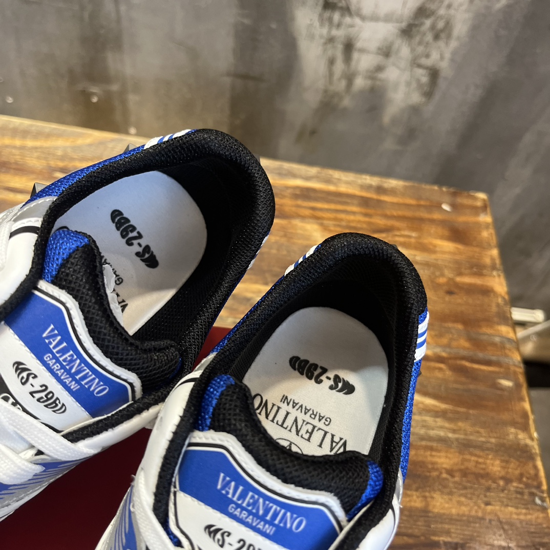 Replica Valentino  Sneakers for man