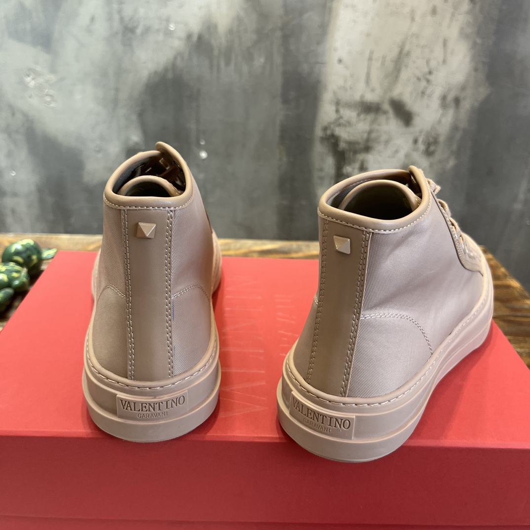 Replica Valentino Garavani High-Top Sneakers