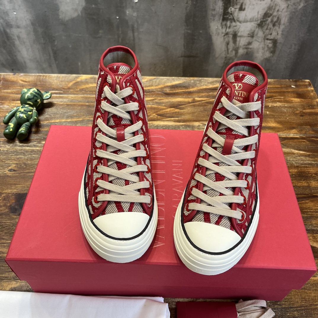 Replica Valentino Garavani Toile Iconographe High-Top Sneakers