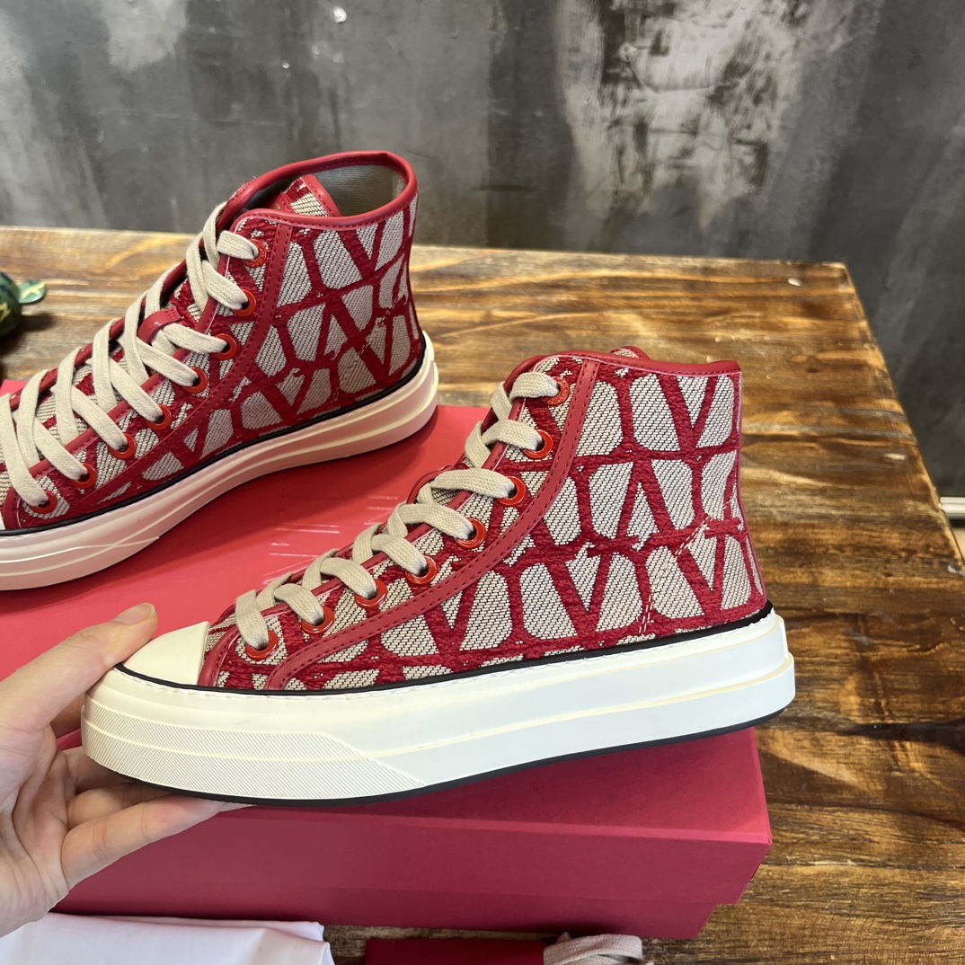 Replica Valentino Garavani Toile Iconographe High-Top Sneakers