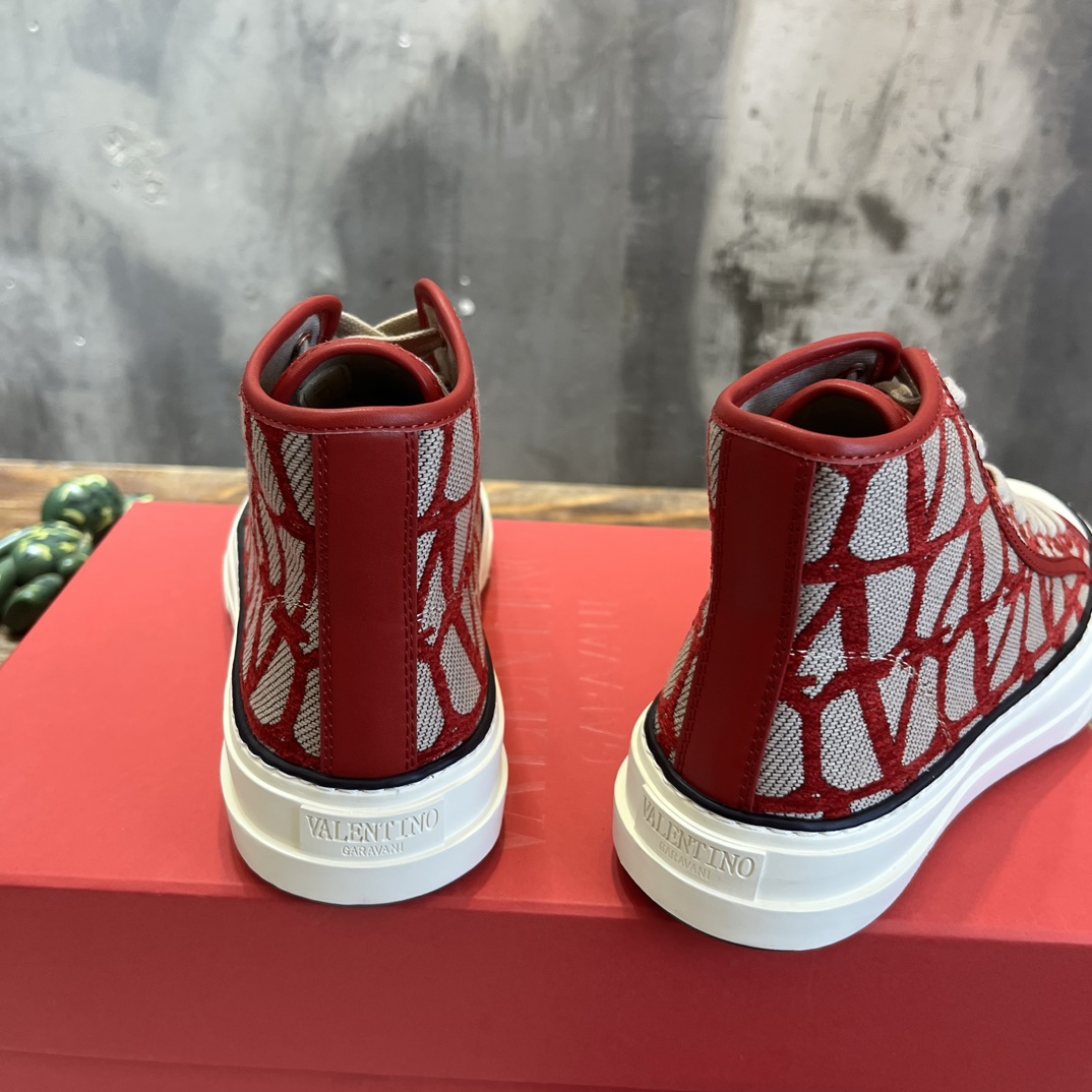 Replica Valentino Garavani Toile Iconographe High-Top Sneakers