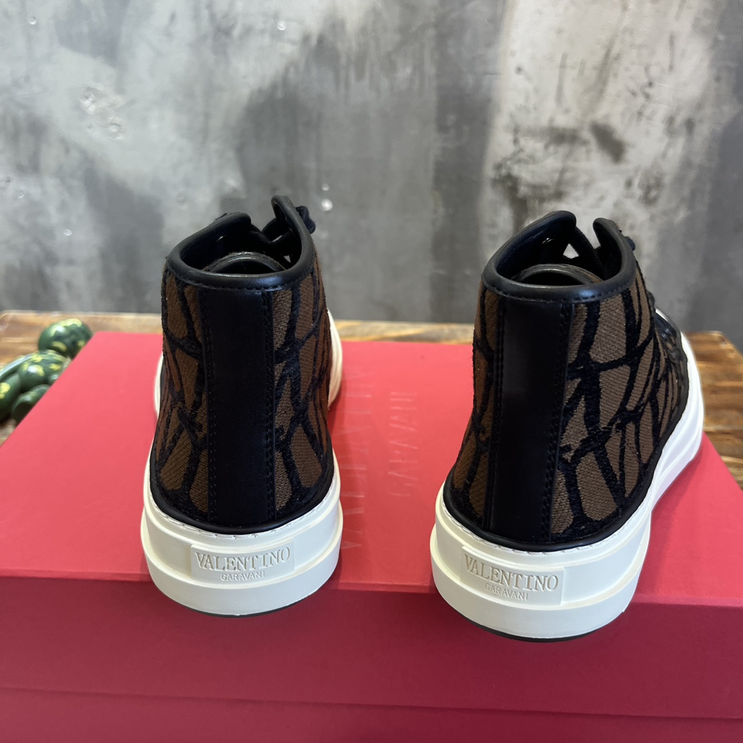 Replica Valentino Garavani High-Top Sneakers