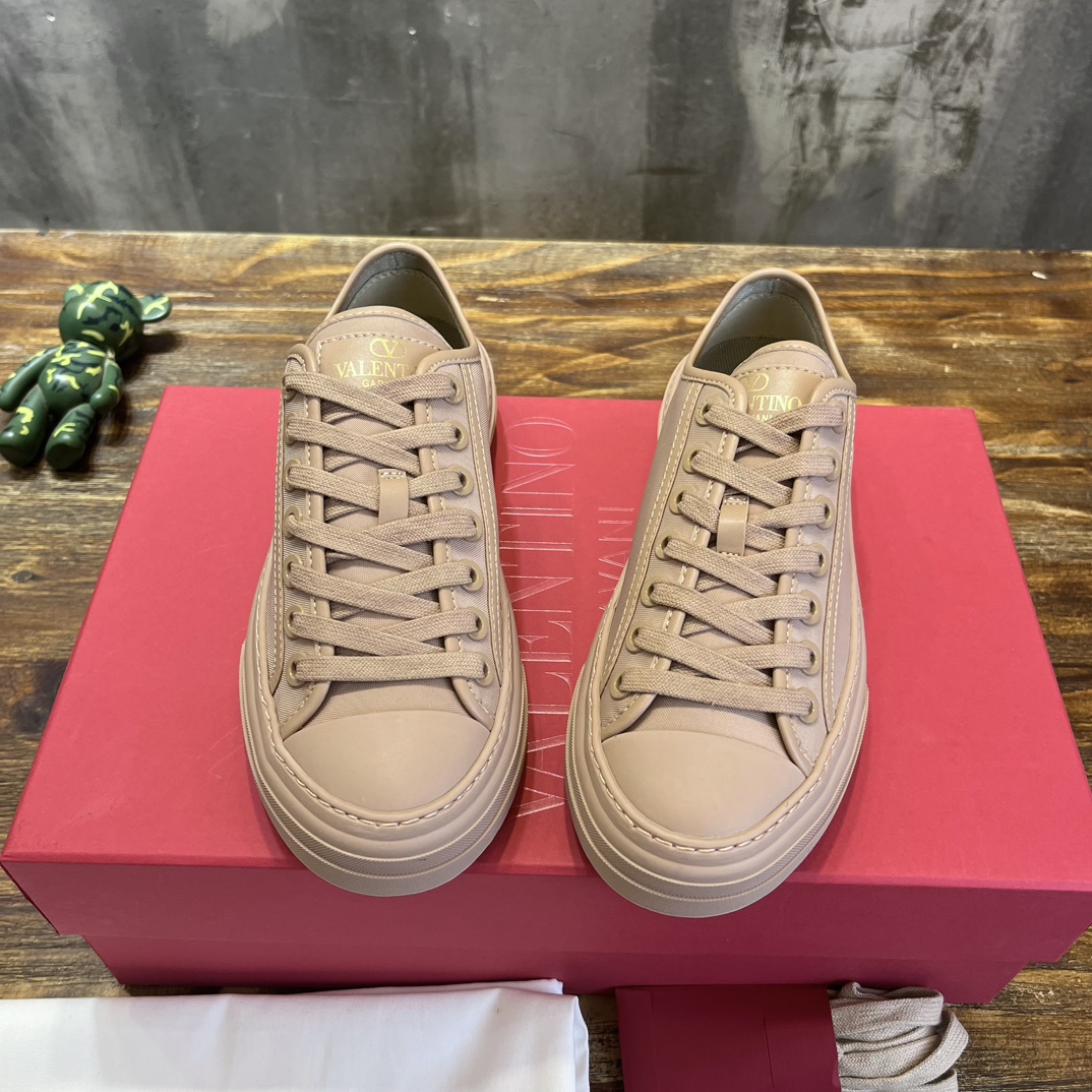 Replica Vintage Sneaker for man