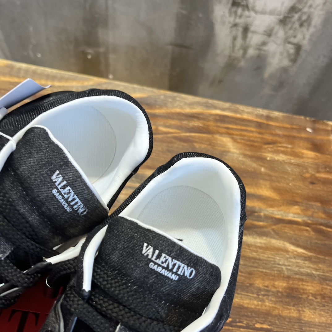 Replica Vintage Sneaker for man