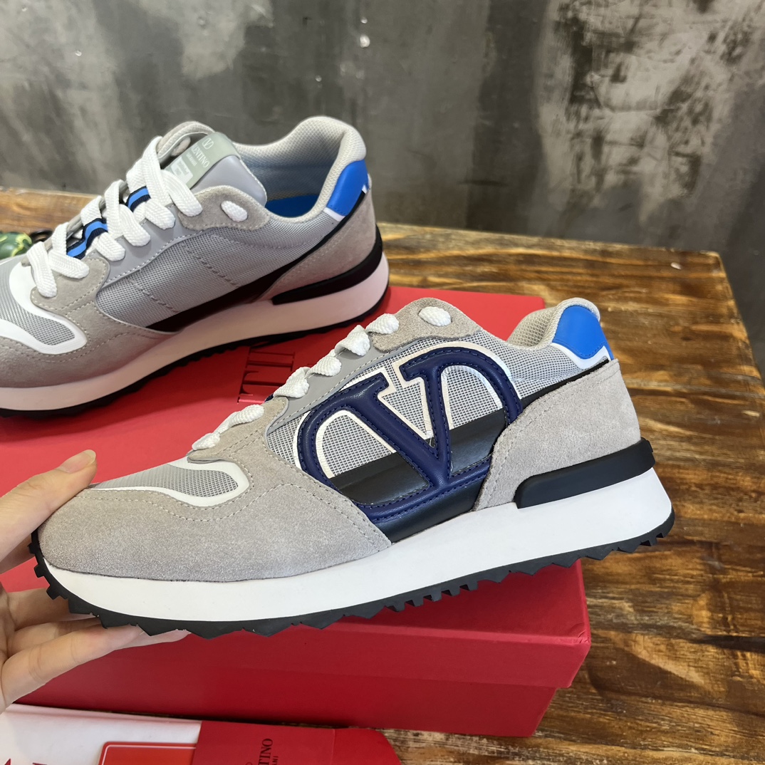 Replica "Vlogo Pace" Low-Top sneaker