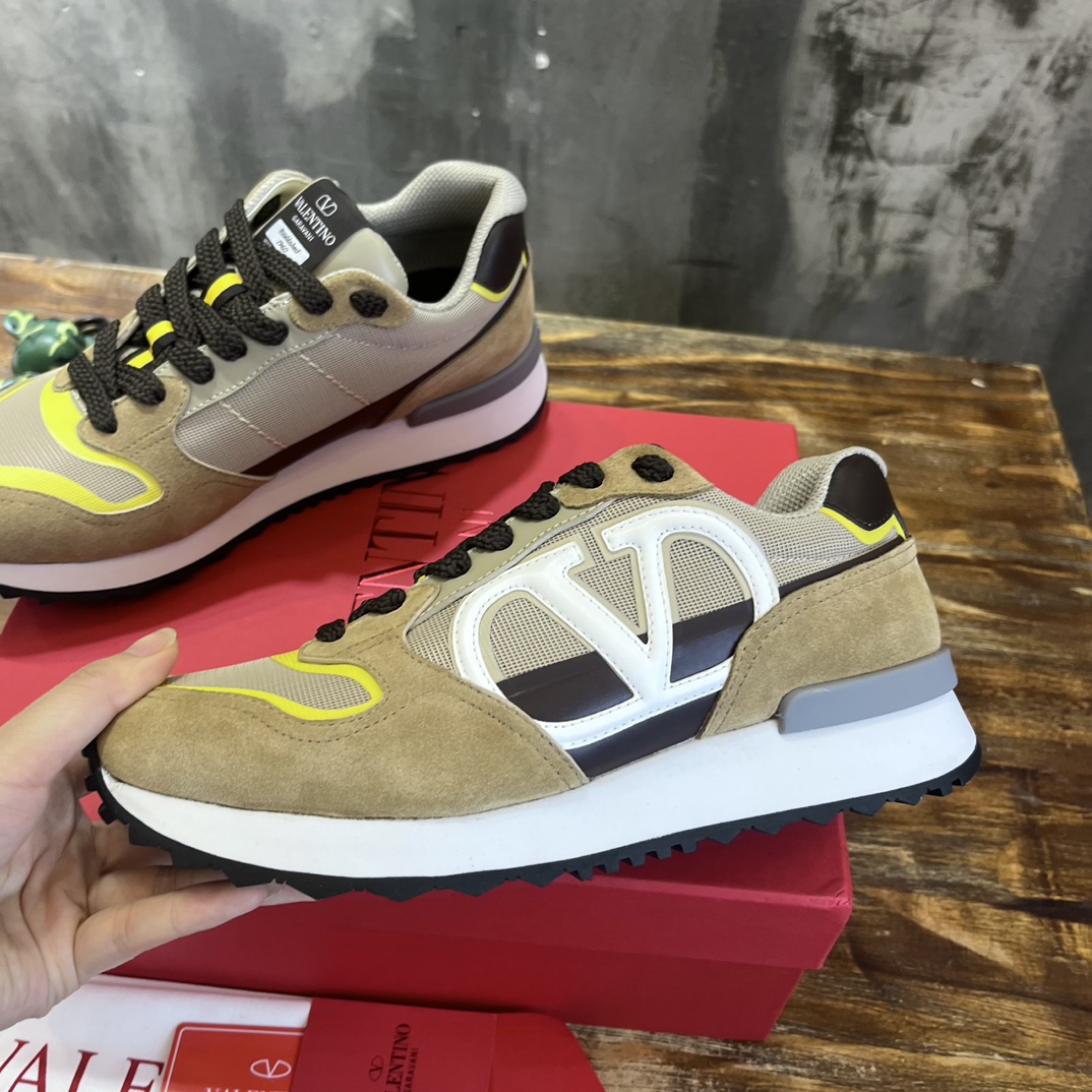 Replica Vintage Sneaker for man