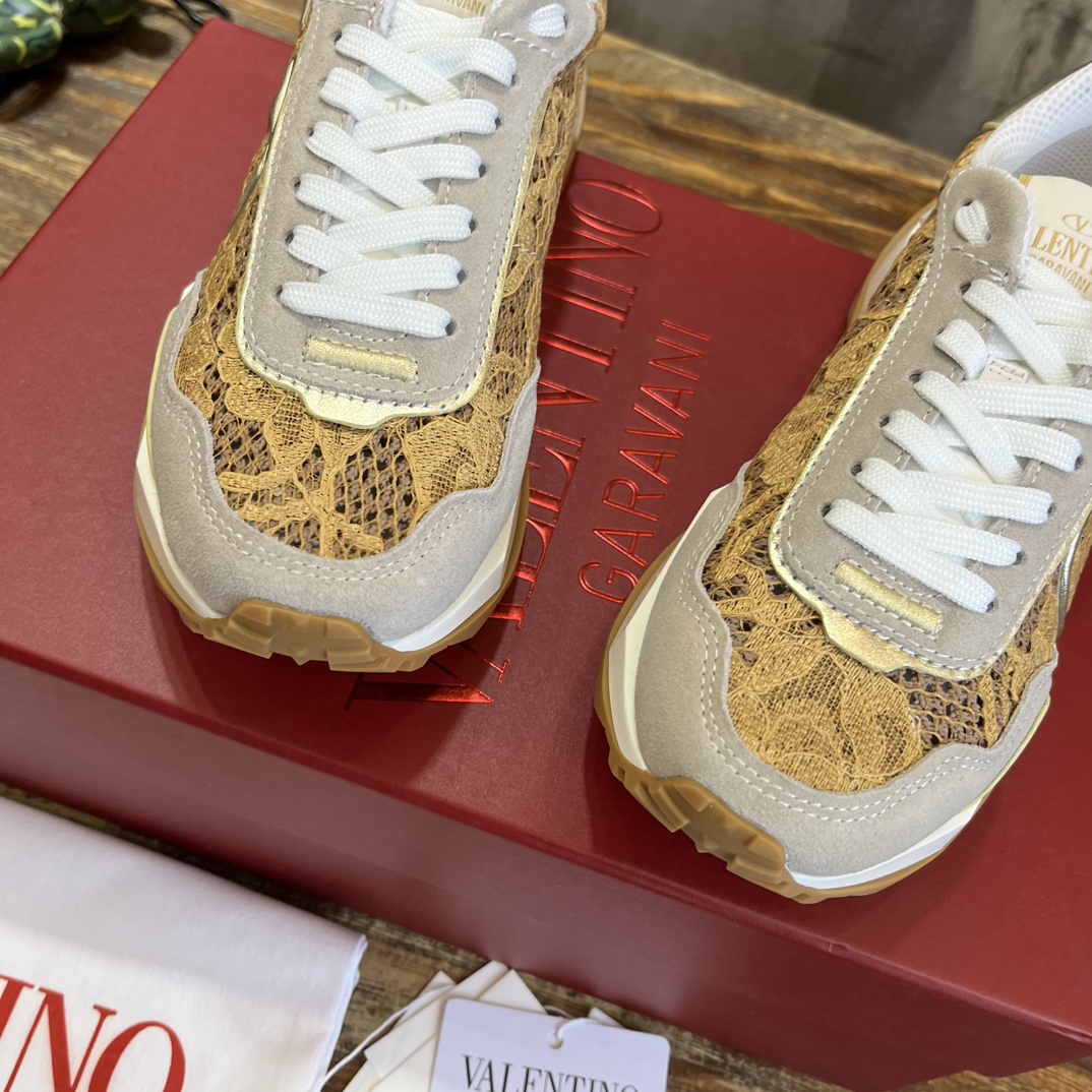 Replica Valentino Garavani Lacerunner Sneakers