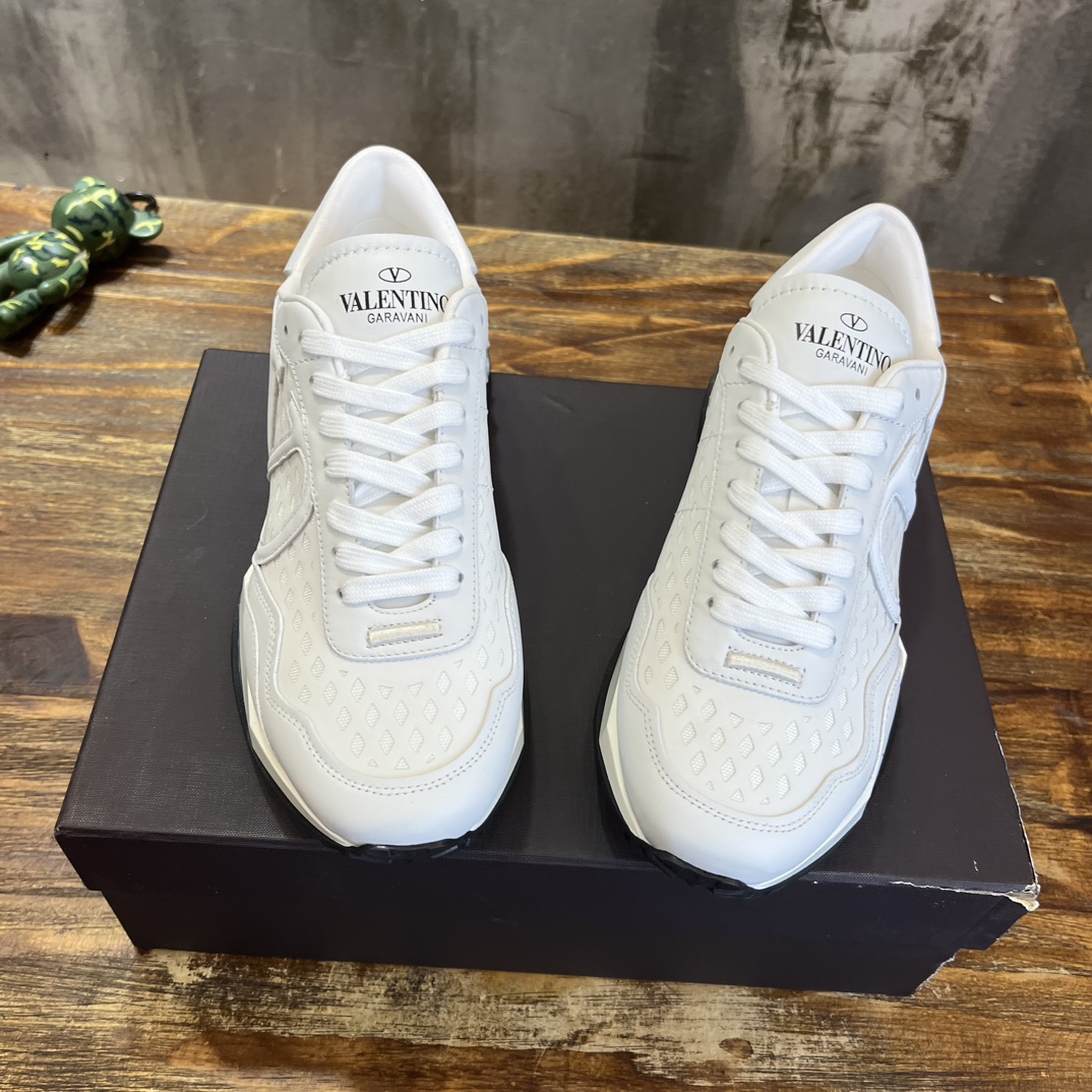 Replica Valentino Garavani sneakers for man