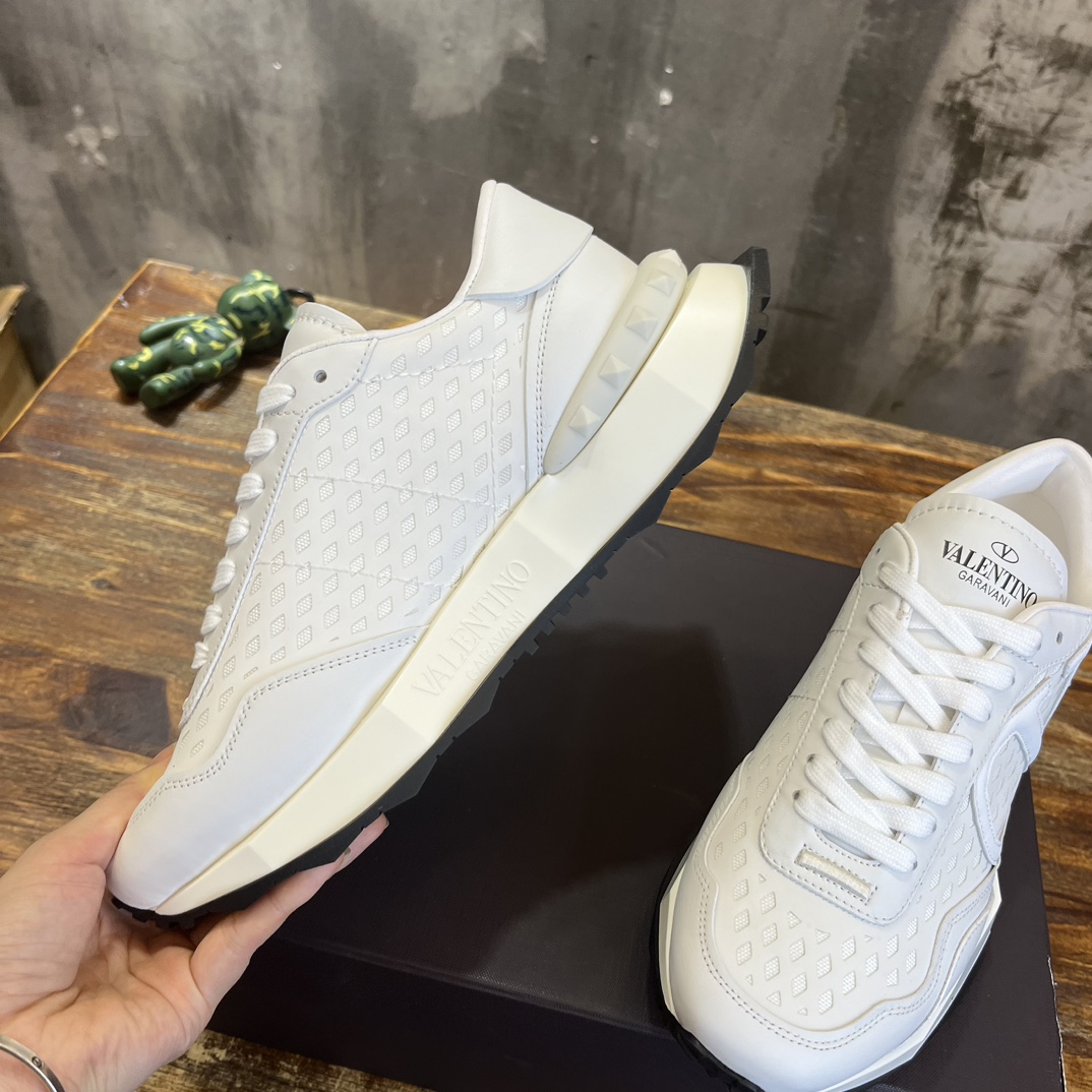 Replica Valentino Garavani sneakers for man