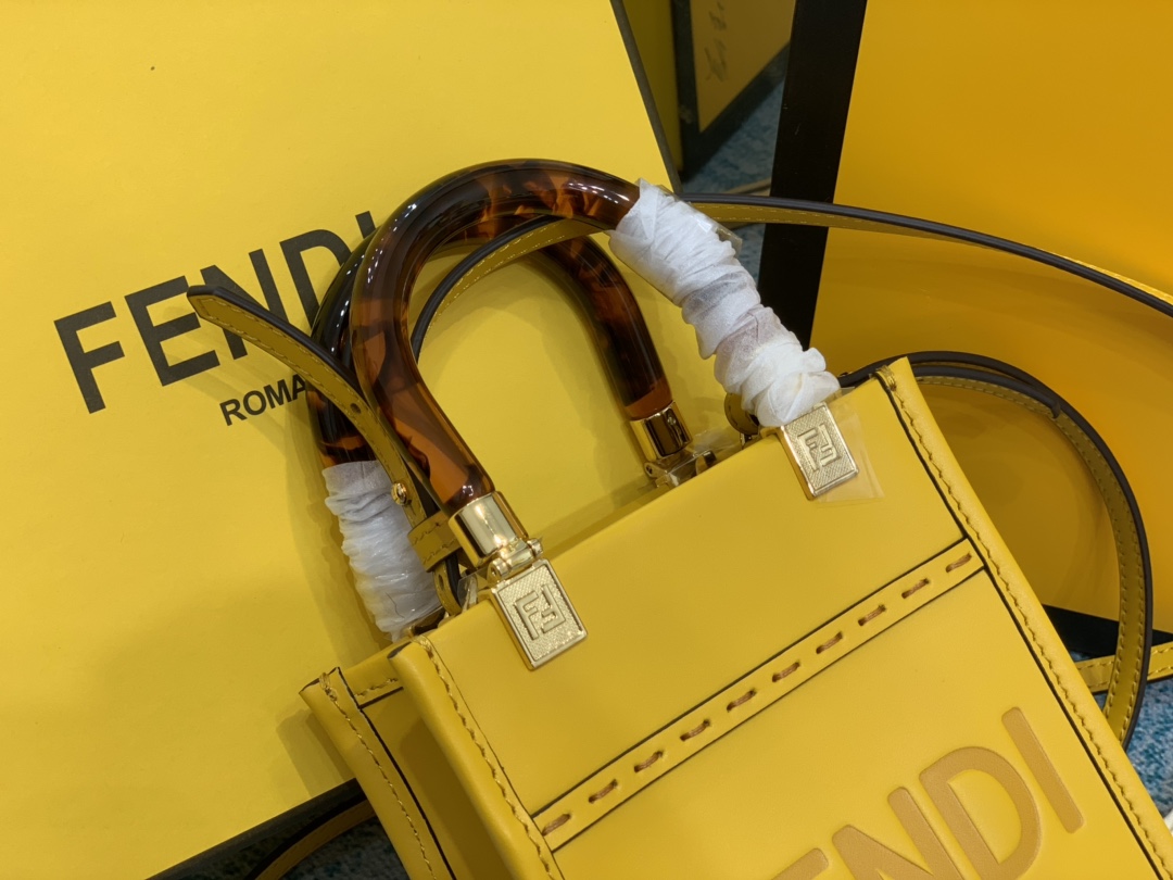 Replica Fendi Tresor Handbags