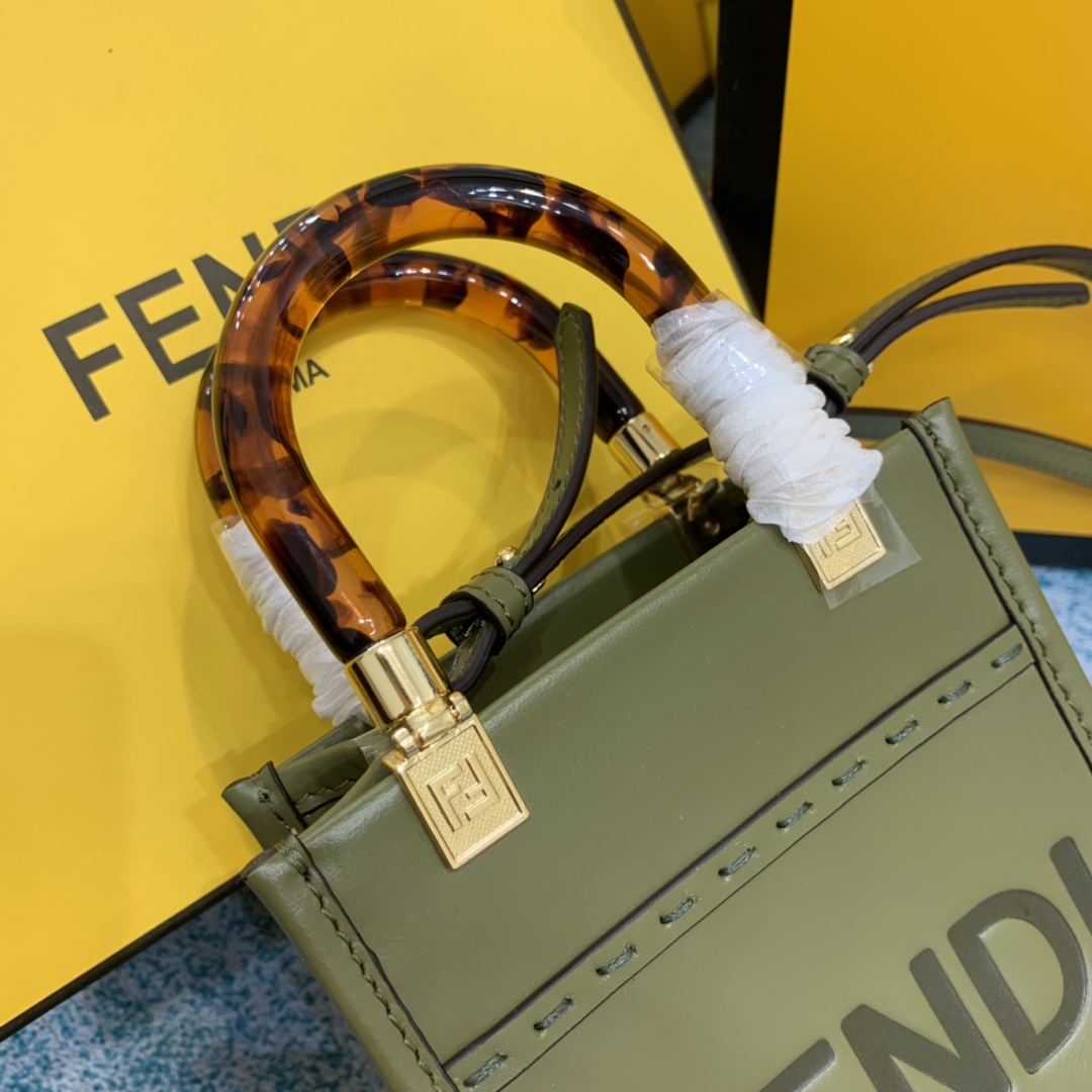 Replica Fendi Tresor Handbags