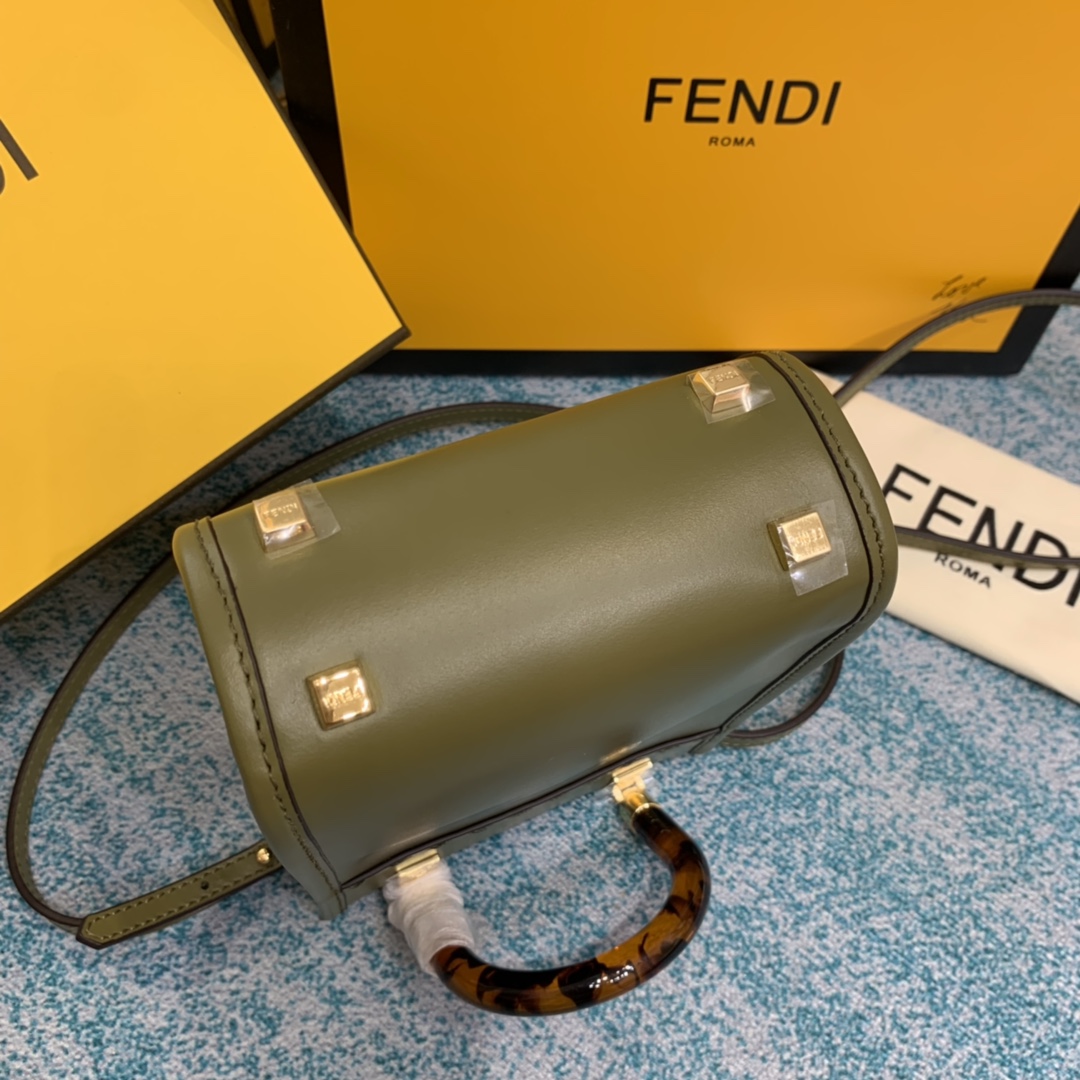 Replica Fendi Tresor Handbags