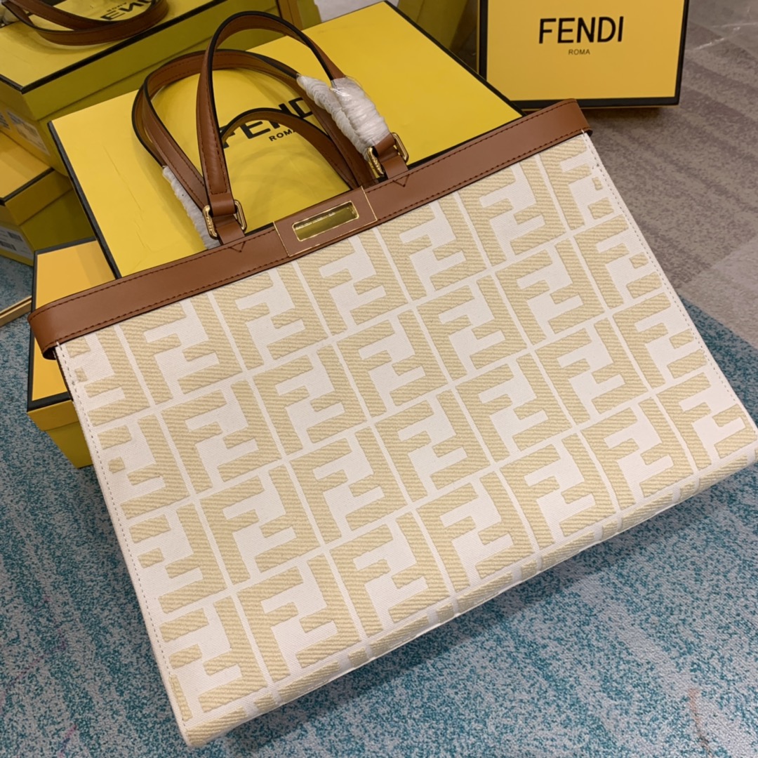 Replica Fendi Peekaboo X-Tote Handbags