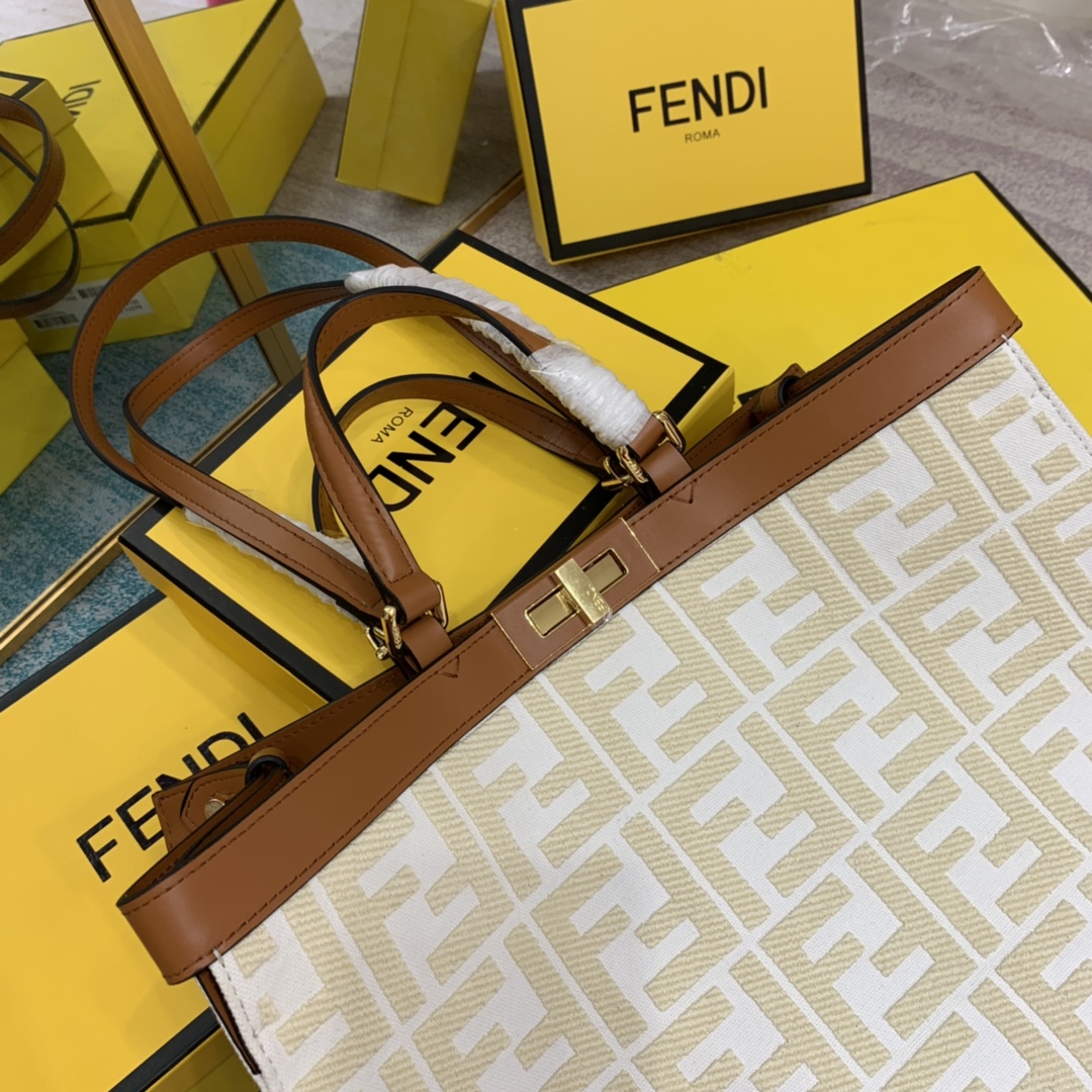 Replica Fendi Peekaboo X-Tote Handbags