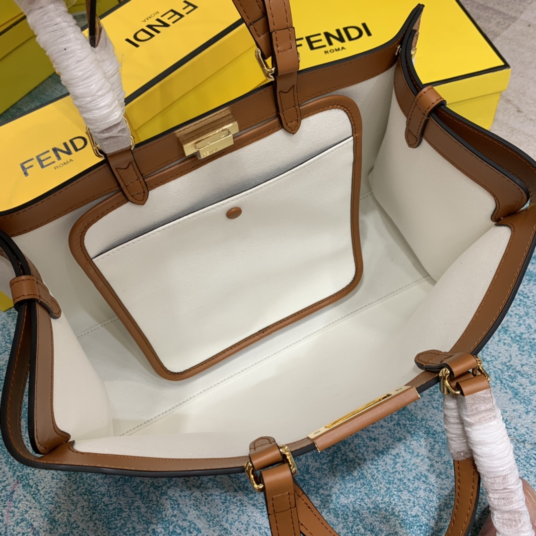 Replica Fendi Peekaboo X-Tote Handbags