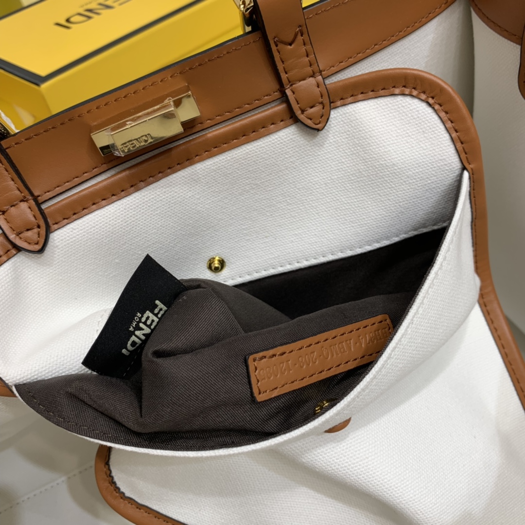 Replica Fendi Peekaboo X-Tote Handbags