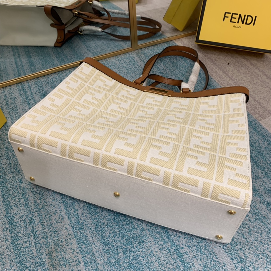 Replica Fendi Peekaboo X-Tote Handbags