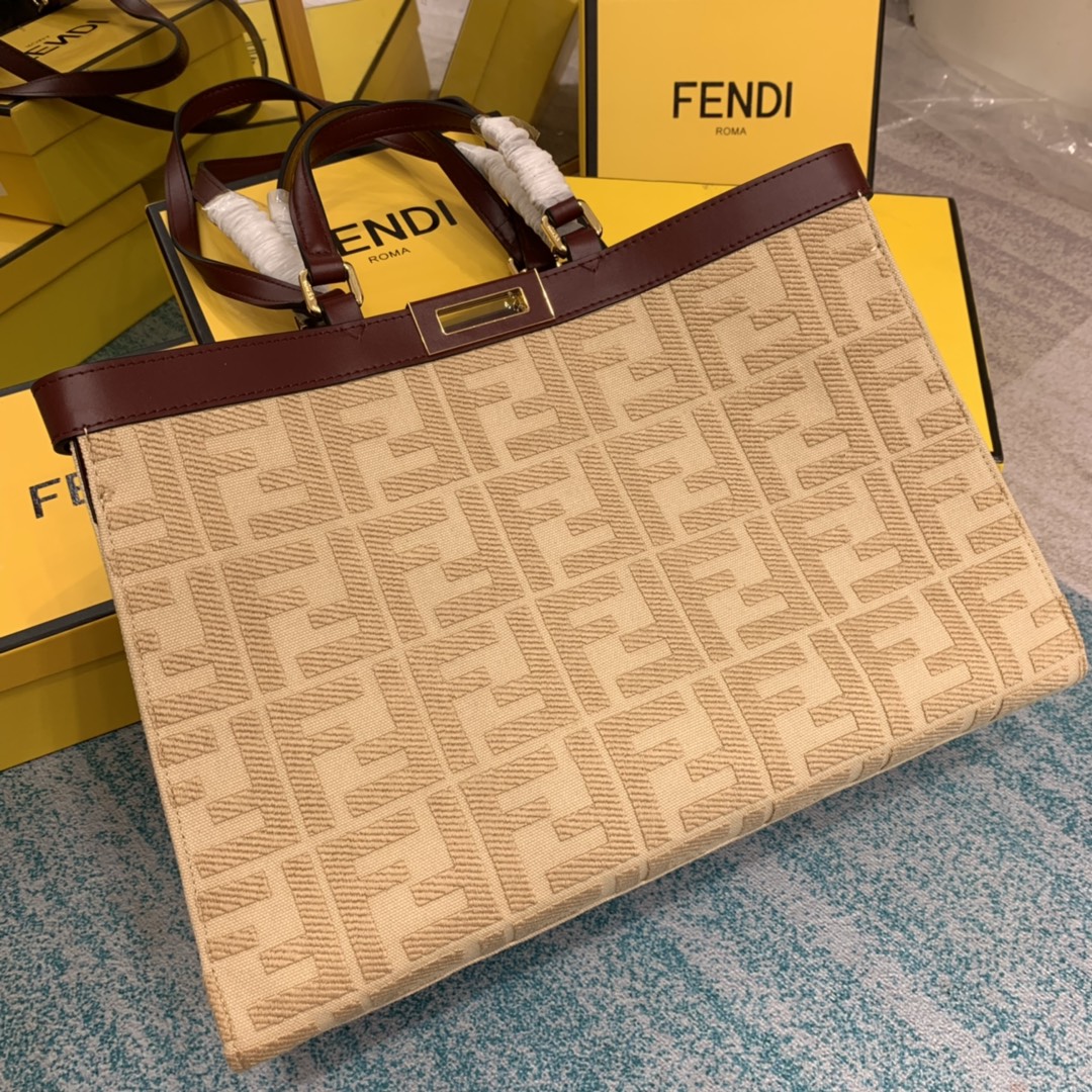 Replica Fendi Peekaboo X-Tote Handbags