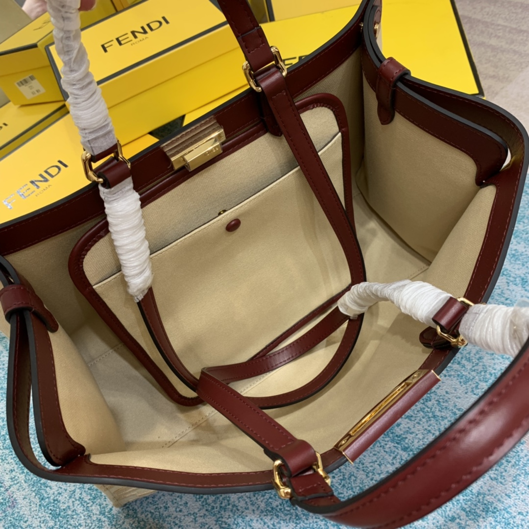 Replica Fendi Peekaboo X-Tote Handbags