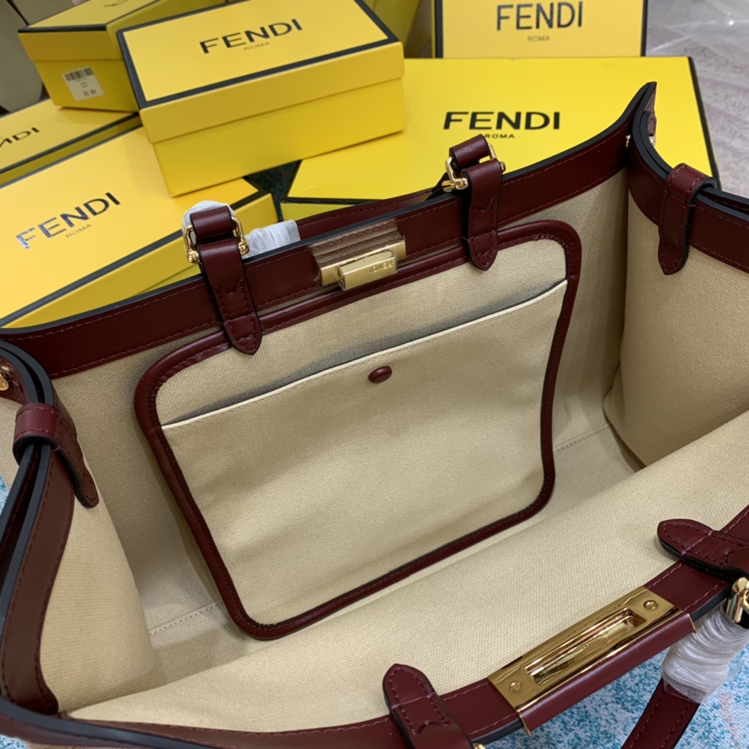 Replica Fendi Peekaboo X-Tote Handbags