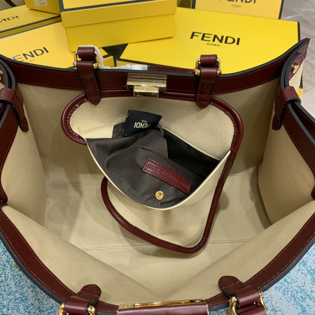 Replica Fendi Peekaboo X-Tote Handbags