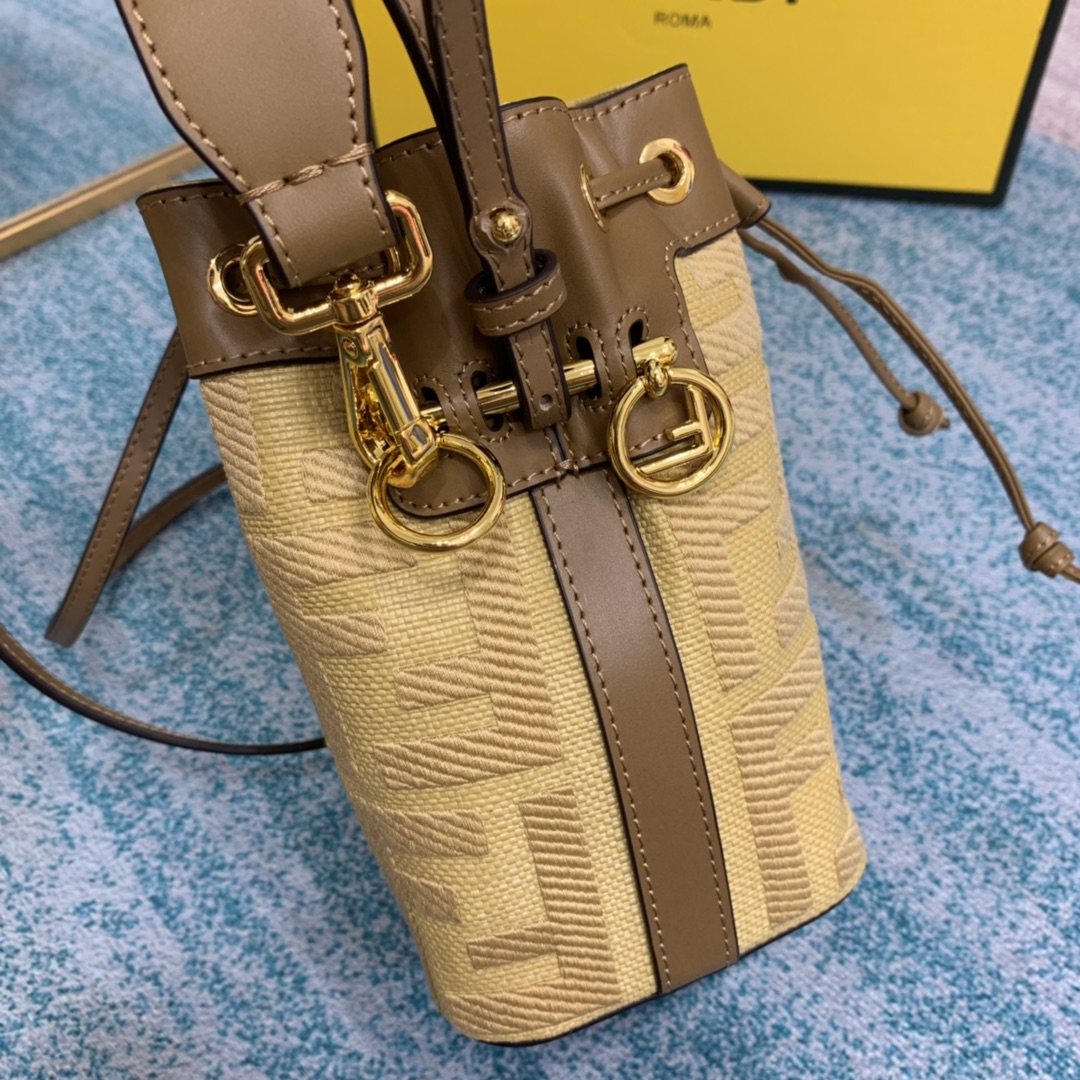 Replica Fendi Peekaboo X-Tote Handbags