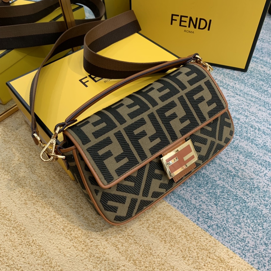 Replica Fendi Baguette Handbags