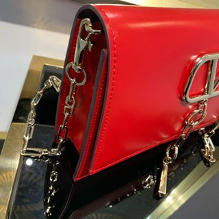 Replica Valentino Garavani Vcase Handbags