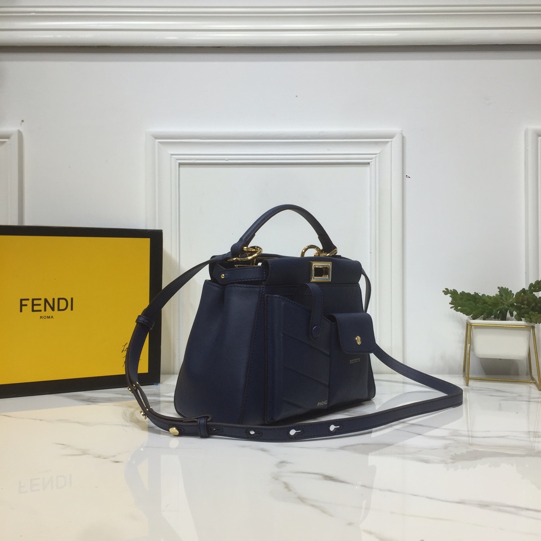 Replica Fendi Peekaboo Handbags