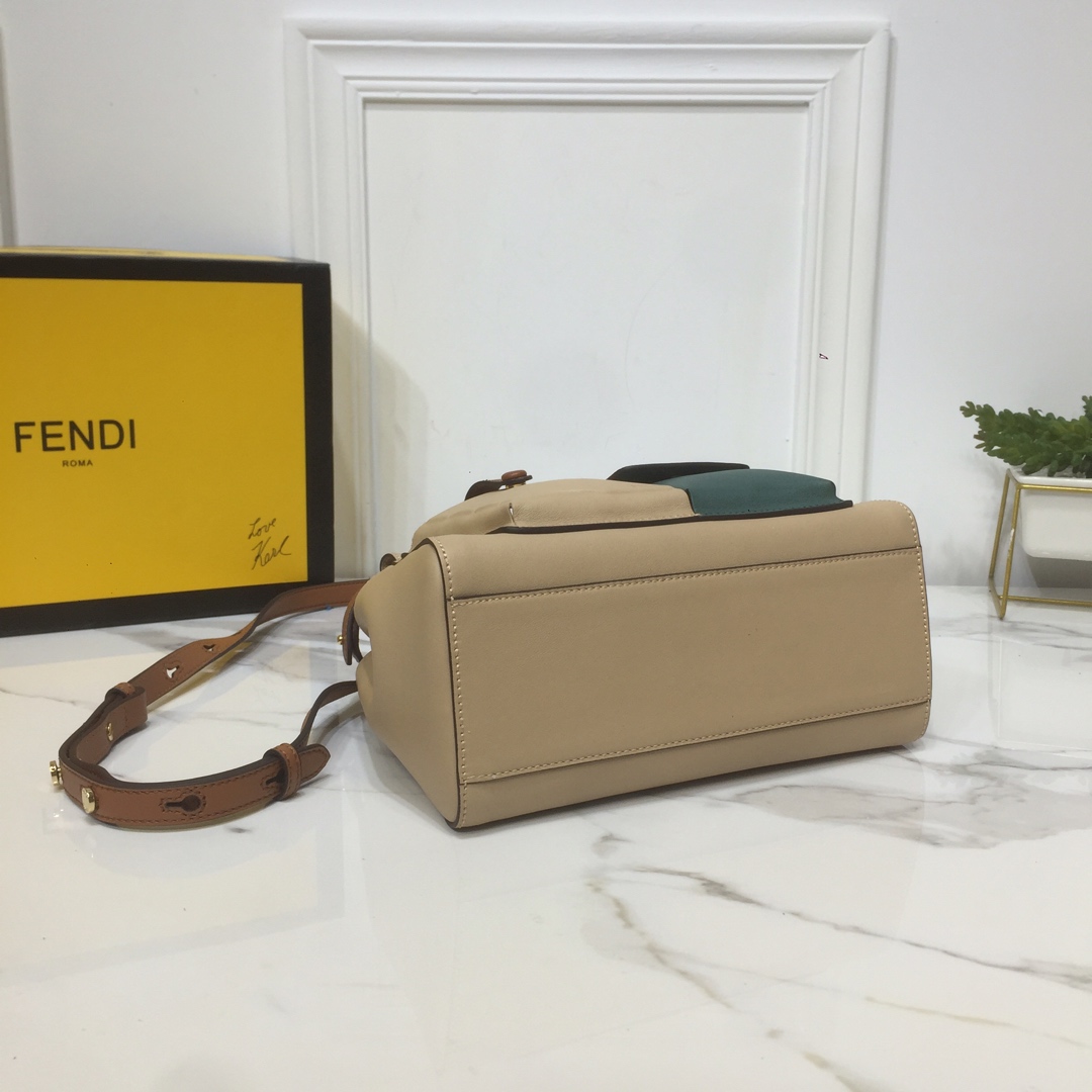 Replica Fendi Peekaboo Handbags