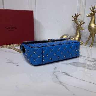 Replica Valentino Garavani ROCKSTUD SPIKE Handbags