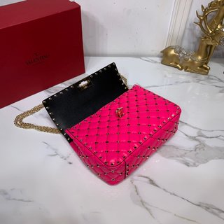 Replica Valentino Garavani ROCKSTUD SPIKE Handbags