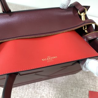 Replica Valentino Garavani VLOGO Walk Handbags