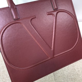 Replica Valentino Garavani VLOGO Walk Handbags