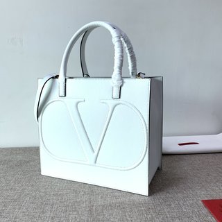 Replica Valentino Garavani VLOGO Walk Handbags