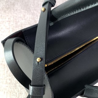 Replica Valentino Garavani VLOGO Walk Handbags