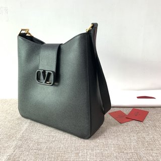 Replica Valentino Garavani LOGOValentino Handbags